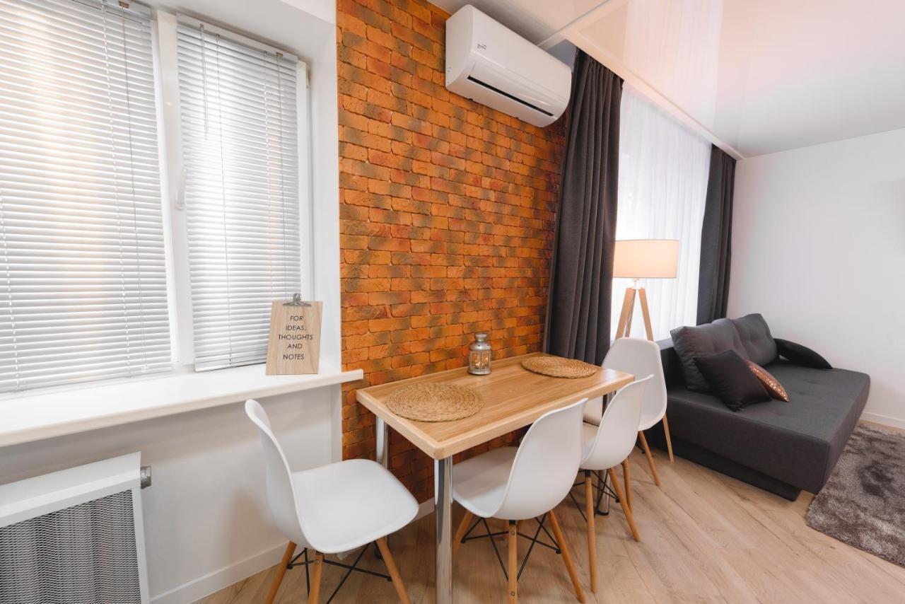M&M Apartment Sumi Dış mekan fotoğraf