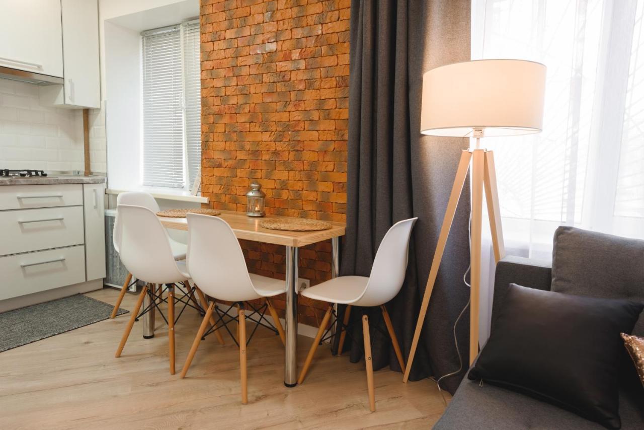 M&M Apartment Sumi Dış mekan fotoğraf
